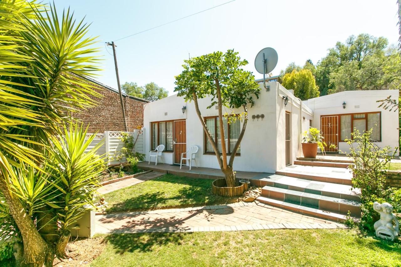 Langenhoven B&B Oudtshoorn Dış mekan fotoğraf